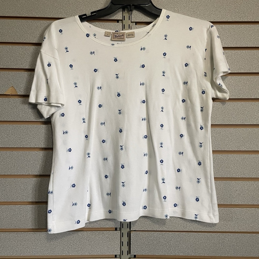 Woolwich L Lg White 100% Cotton White Short Sleeve Shirt Blue Embroidered Flower